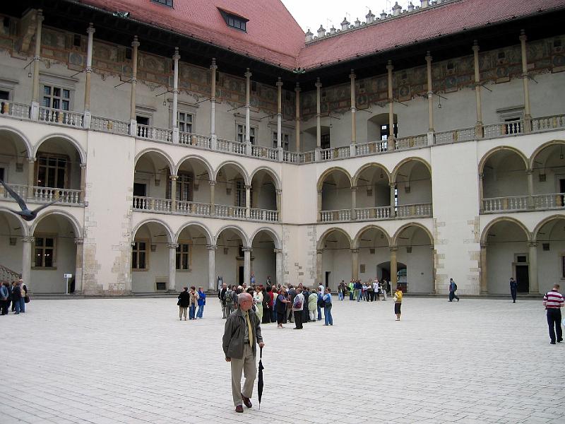 0013_Innenhof Schloss Wawel.jpg